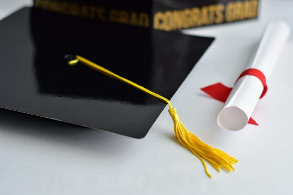 5 Things You Need To Do After Graduation